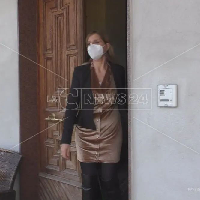 Dializzata costretta a viaggiare a proprie spese per curarsi: «L'Asp reggina è una vergogna»