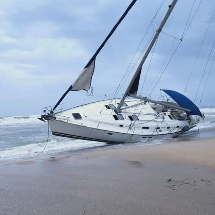 Migranti, nuovo sbarco nel Crotonese: in 59 soccorsi a Isola di Capo Rizzuto