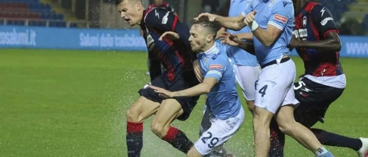 Crotone, per la salvezza ancora nulla è perduto. Lo dice anche la storia