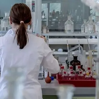 Coronavirus, la Regione Calabria stanzia per la ricerca 4,5 milioni