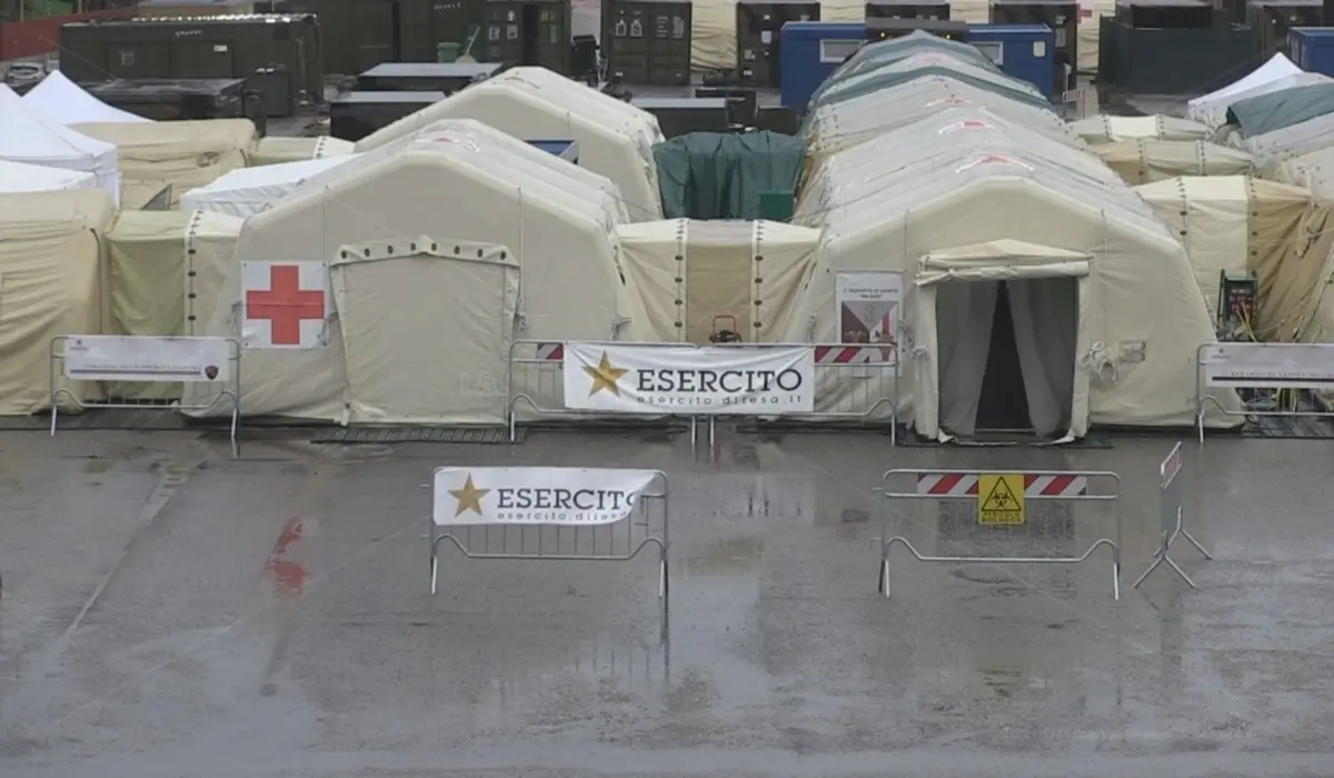 Cosenza, prima settimana di cure per i pazienti Covid all'ospedale militare: video