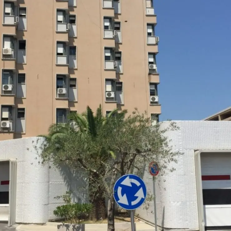 Ospedale di Rossano, viene ricoverato con altri pazienti ma risulta positivo al Covid