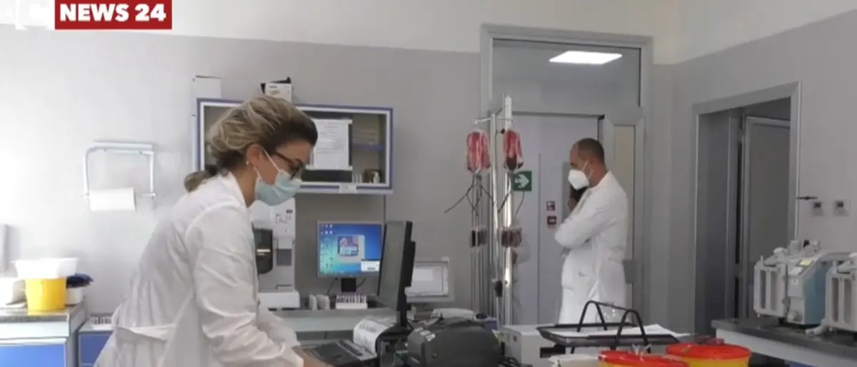 Plasma iperimmune, il primario del Gom di Reggio: «Ecco perché è importante donare»