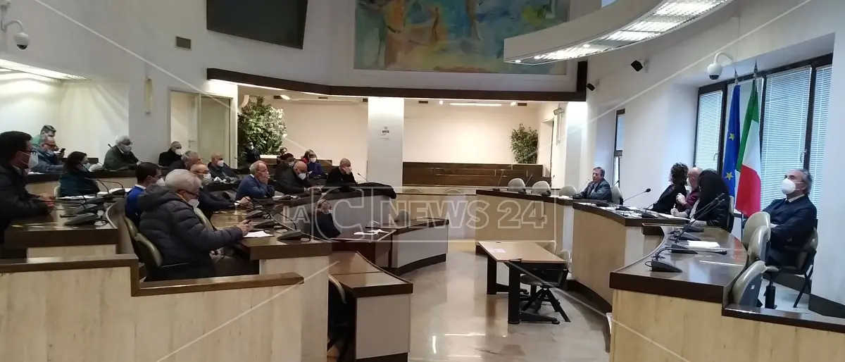 Covid Crotone, sindaci incontrano vertici Asp: occhi puntati su Roccabernarda