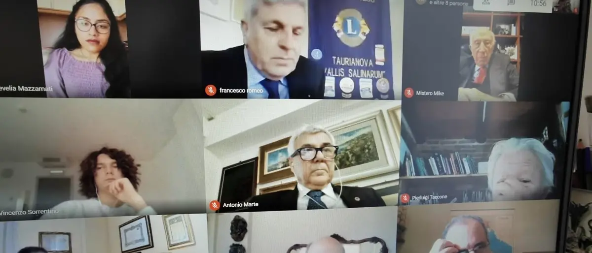 Borse di studio a studenti meritevoli, i premi 2020 assegnati online