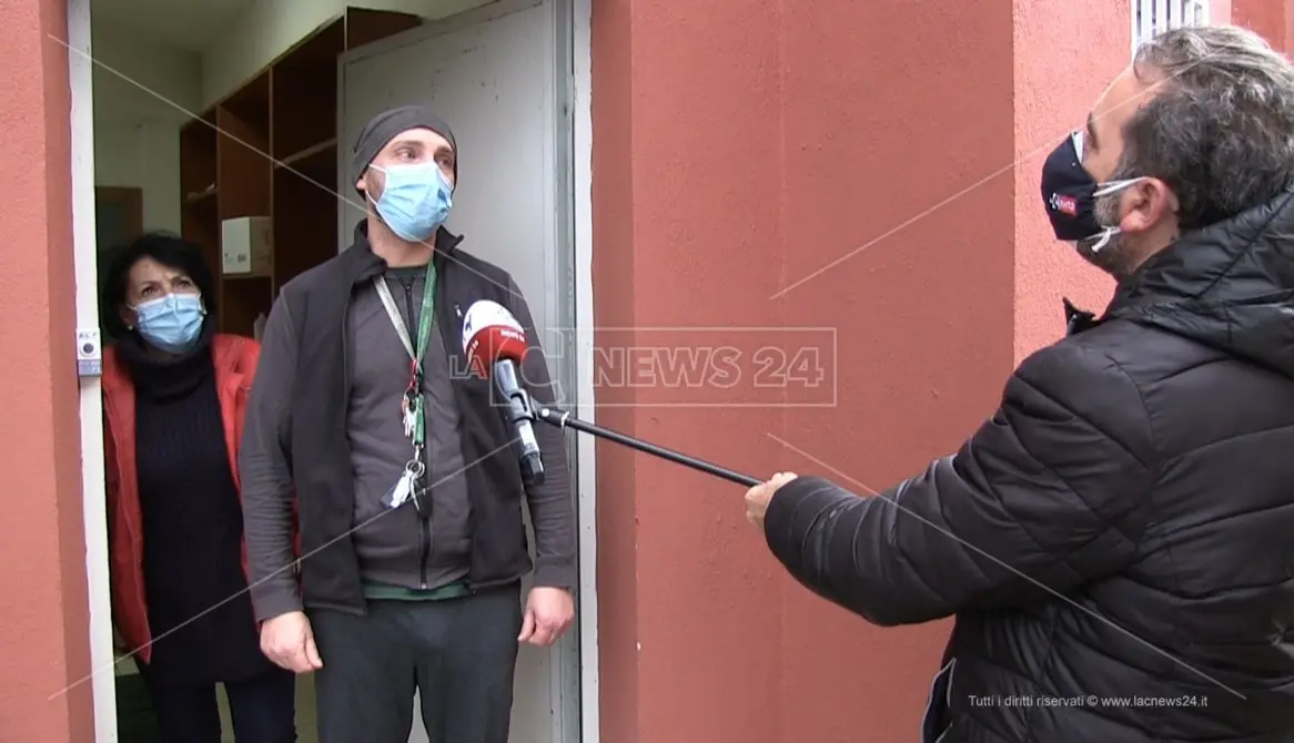 Covid, a Cosenza la Regione boccia l’Unical e all’Usca rassicurano: «Non siamo più in sofferenza»