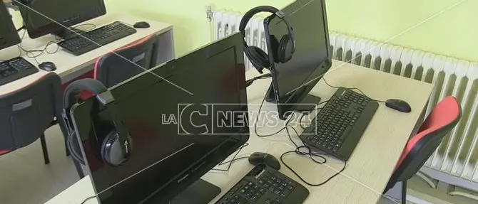 Call center, a Crotone un tavolo a tutela dei dipendenti dell'Abramo customer care