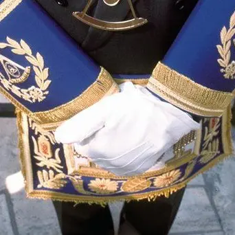 Cosenza, massoni in riunione all’interno di un circolo: multati