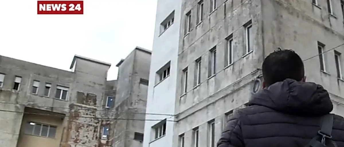 Palmi, il vecchio ospedale in ginocchio e del nuovo neppure la prima pietra: video