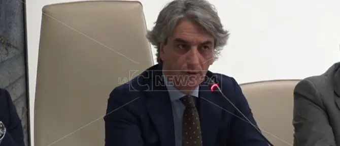 Dipendenti Tirrenia Hospital senza stipendio da mesi, Aieta: «Servono risposte concrete»