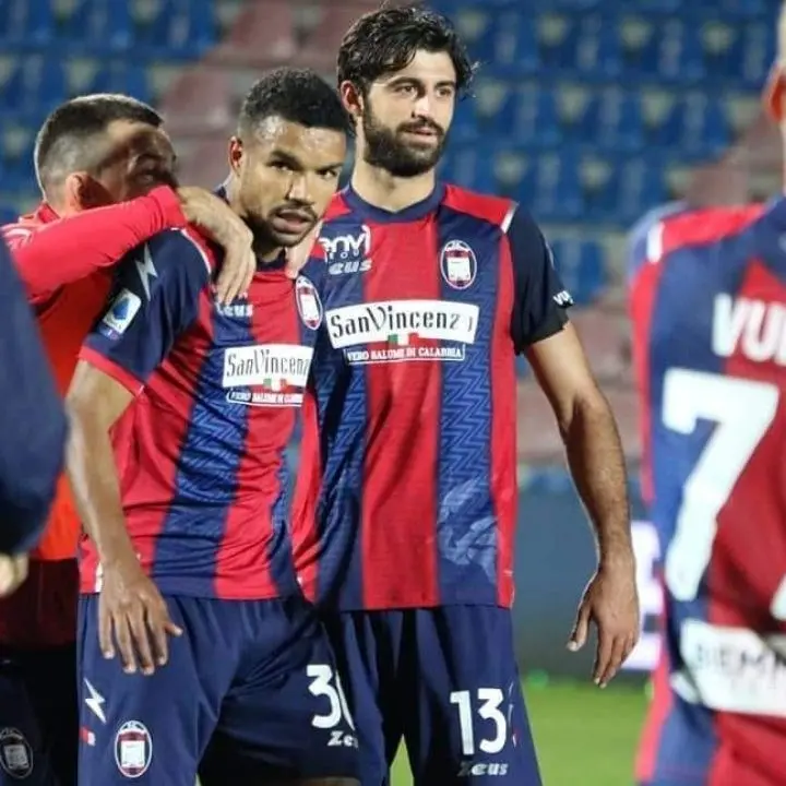 Serie A, Messias scatenato allo Scida: il Crotone batte 4-1 lo Spezia