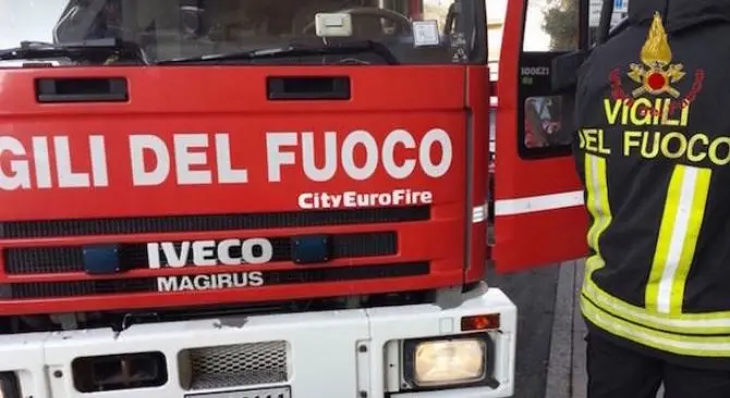 Reggio Calabria, incendio nel teatro del carcere: nessun ferito