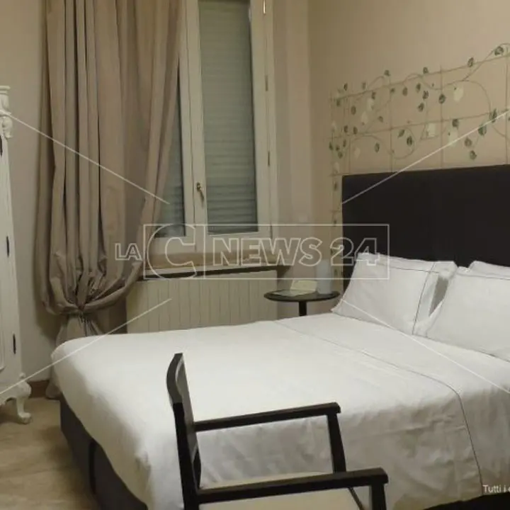 Covid, bed and breakfast e affittacamere esclusi da ristori: «Settore al collasso»