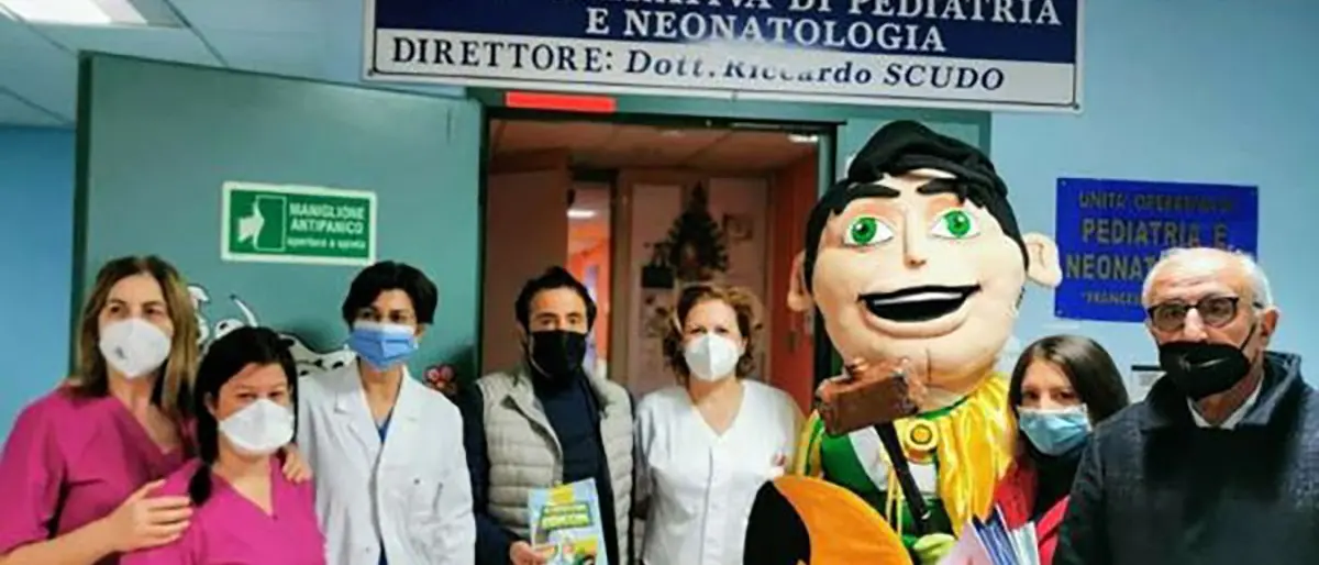 Castrovillari: libri, fumetti e matite colorate in dono per i bambini di Pediatria