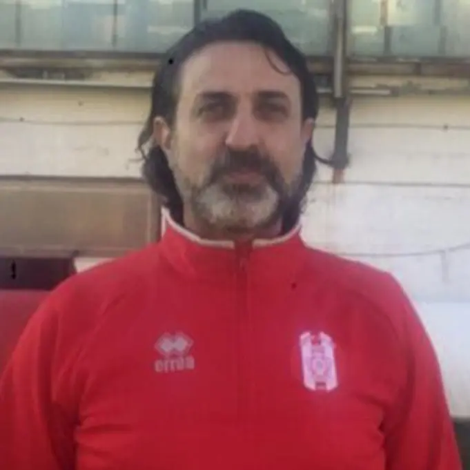 Cambio in panchina per il Rende: Tommaso Napoli è il nuovo allenatore