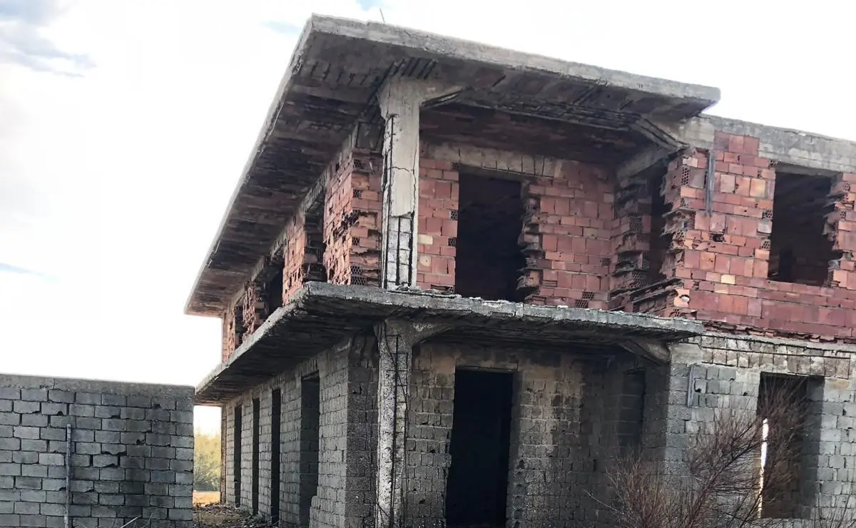Corigliano Rossano, abusivismo: a giorni sarà abbattuto ecomostro sulla costa