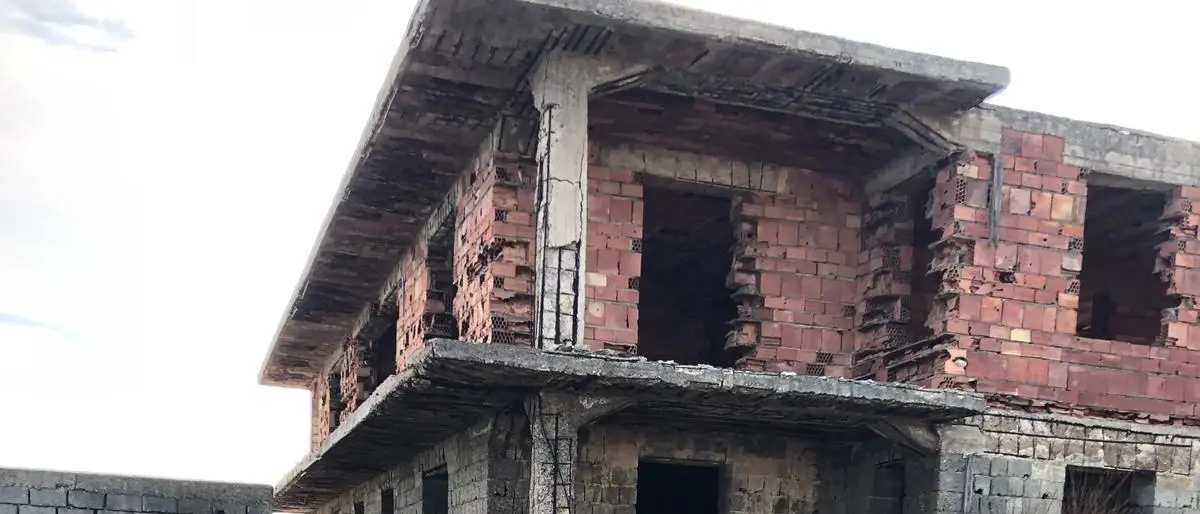 Corigliano Rossano, abusivismo: a giorni sarà abbattuto ecomostro sulla costa