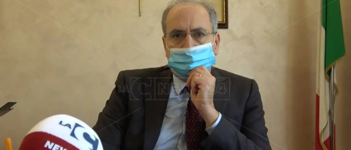 Lamezia, non c’è pace per Mascaro: «Vado via di nuovo, ma tornerò. Voto al 97% legittimo»