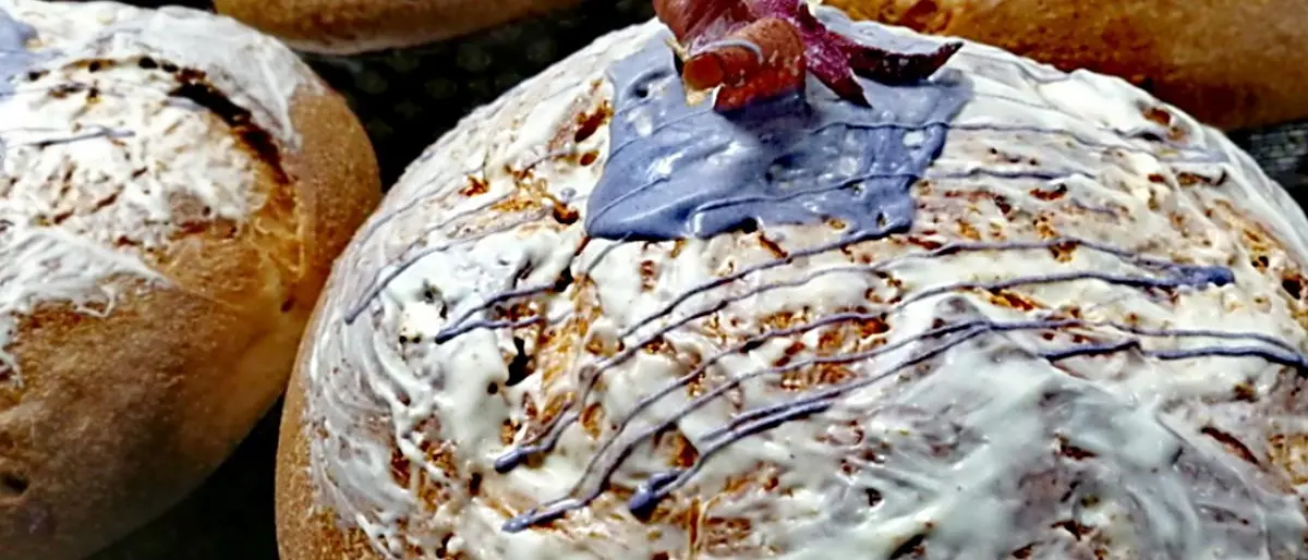 Nasce il panettone alla cipolla rossa di Tropea: «Così valorizziamo le nostre eccellenze»