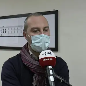Corigliano-Rossano s’illumina a festa, addobbi di Natale nelle principali vie non senza polemiche