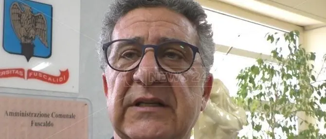 Corruzione e appalti illeciti, il sindaco di Fuscaldo a processo con altri 9 imputati