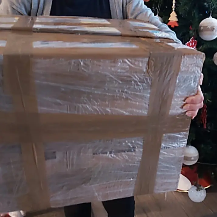 Aspettando il pacco da giù: cronaca semiseria di un calabrese che non può tornare per Natale