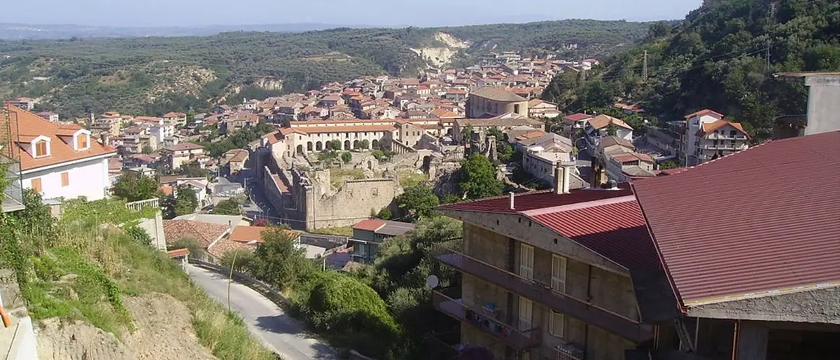Coronavirus a Soriano, bambino positivo in un asilo: chiuse tutte le scuole