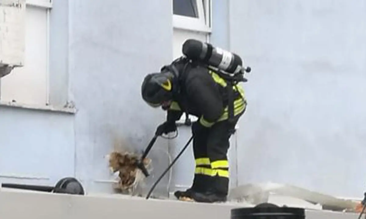 Crotone, principio di incendio all'ospedale: nessun ferito