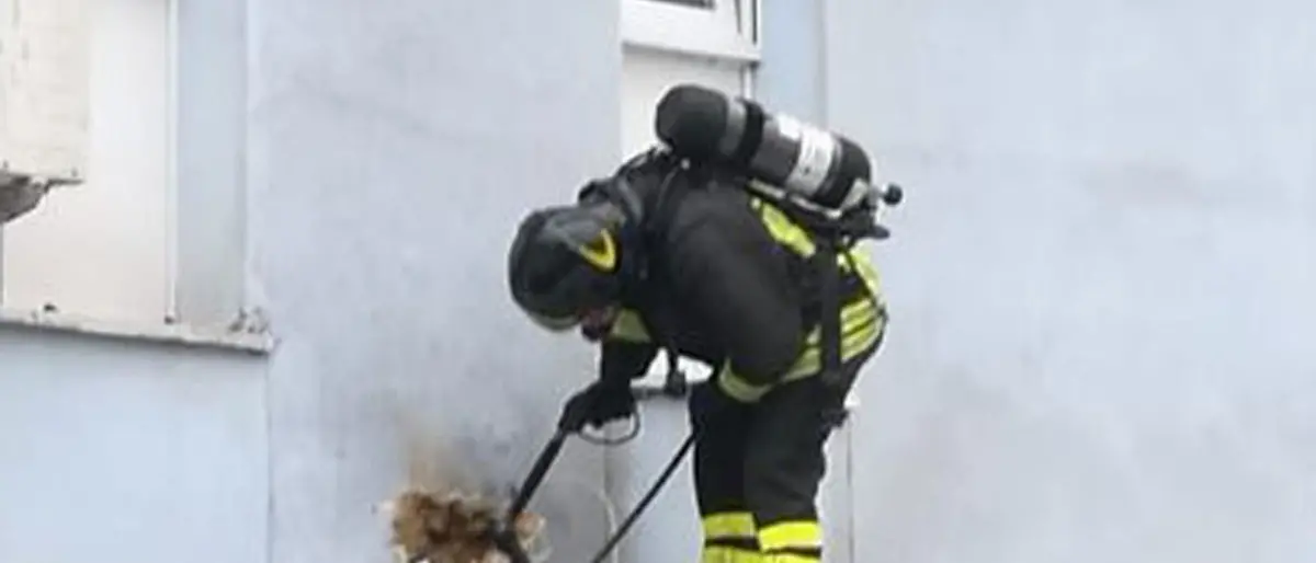 Crotone, principio di incendio all'ospedale: nessun ferito