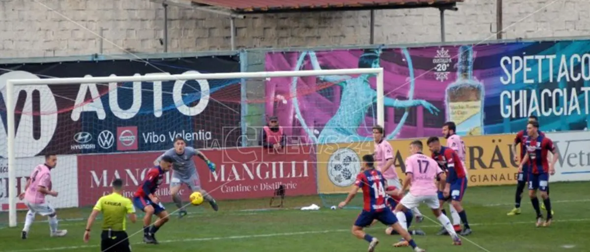 Lega Pro, la Vibonese pareggia in casa contro il Palermo