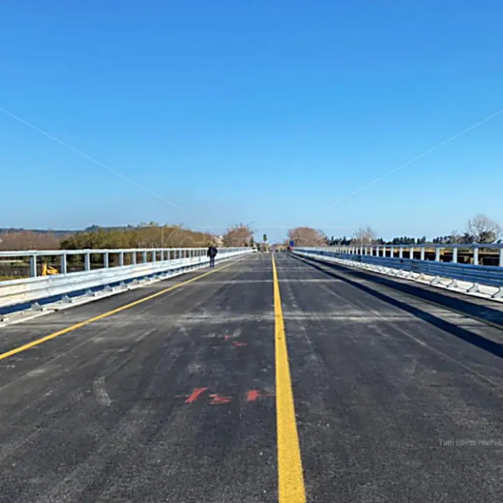 Il ponte Allaro nella Locride riapre a cinque anni dal crollo: il video