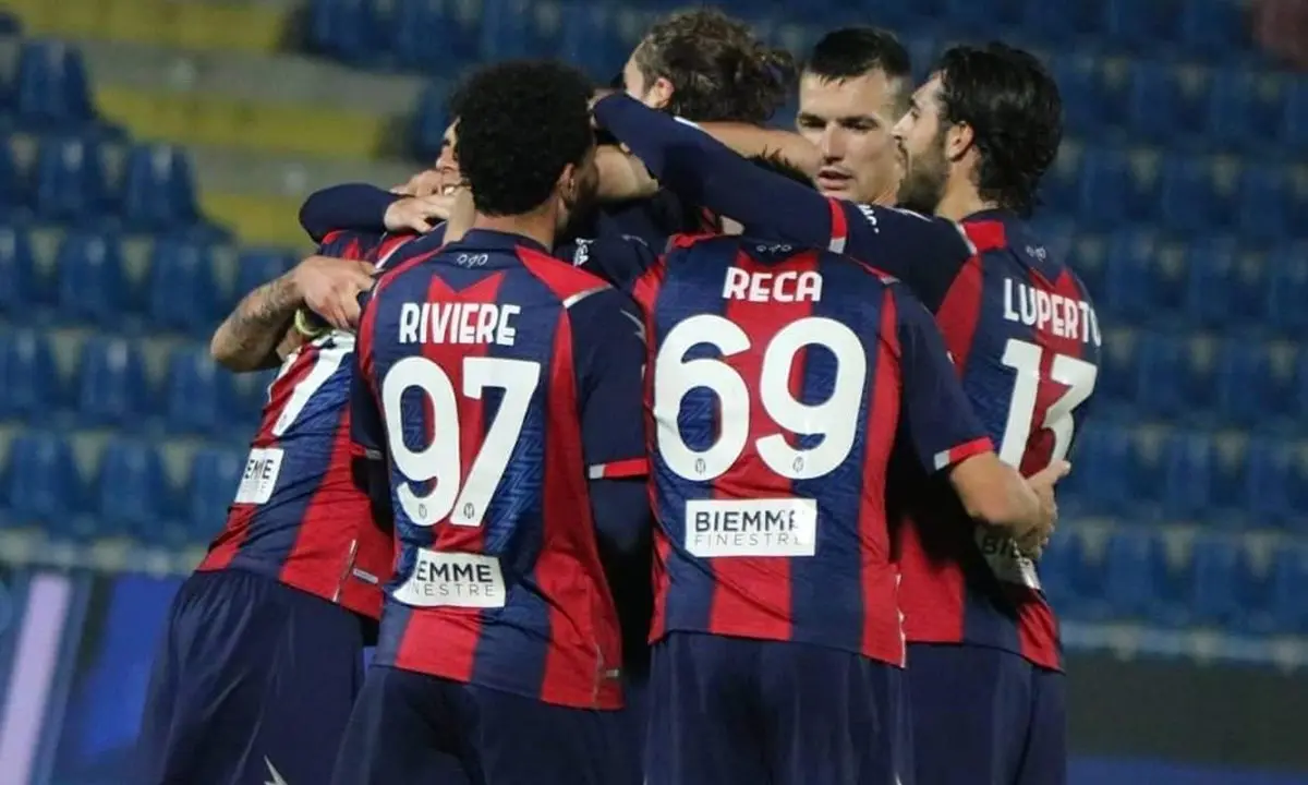 Serie A, il Crotone batte 2-1 il Parma nel segno di Junior Messias