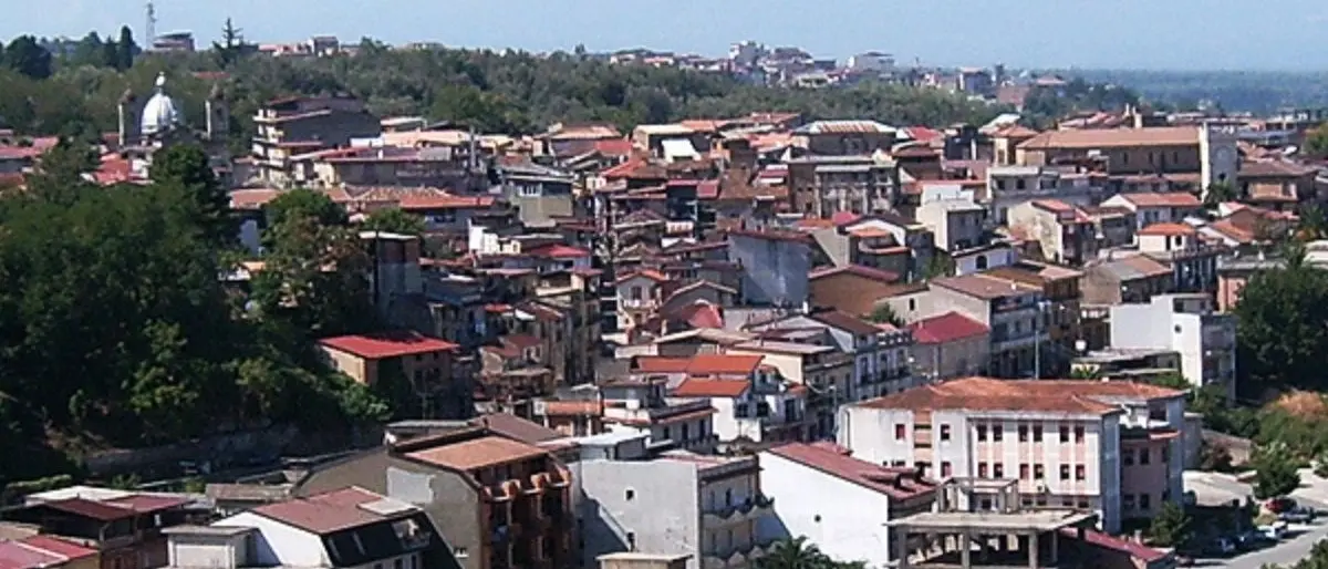 Elezioni regionali, il Consiglio comunale di Cinquefrondi chiede il rinvio