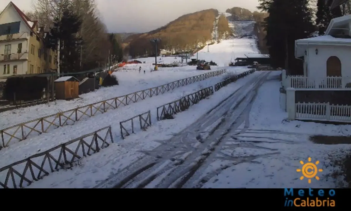 A Santo Stefano in Aspromonte lo spettacolo della prima neve a Gambarie