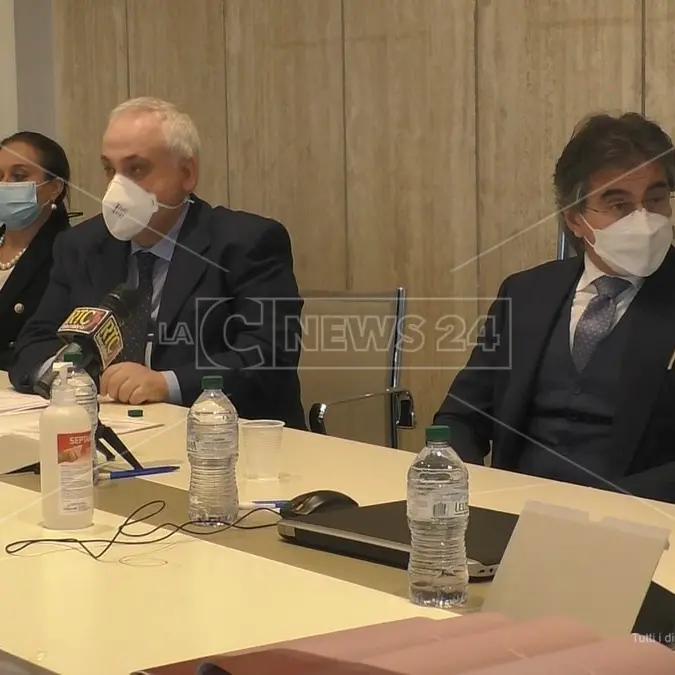 Sant’Anna, dito puntato contro l’Asp: «Ha causato la crisi e interrotto un pubblico servizio»