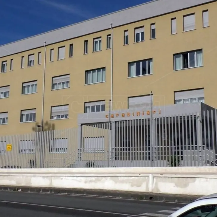 Lamezia, picchia la moglie la notte di Natale e poi aggredisce i carabinieri