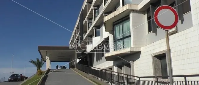 Poliambulatorio di Scalea a rischio chiusura, un cittadino avvia raccolta firme per salvarlo