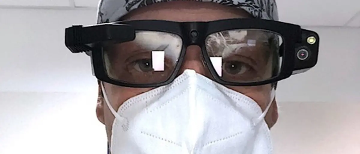 Sanità, a Catanzaro occhiali intelligenti per gli interventi al cuore