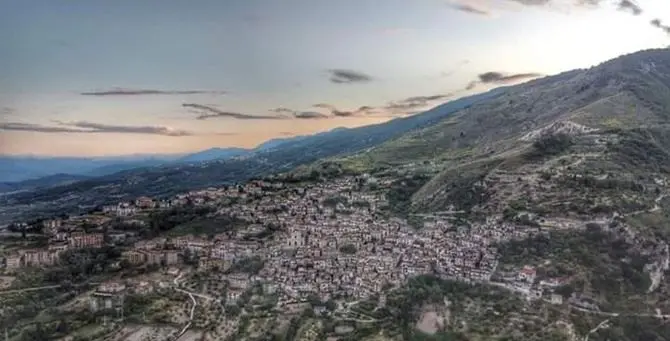 Riaperta la cattedrale di Lungro, era chiusa per la positività del sacerdote