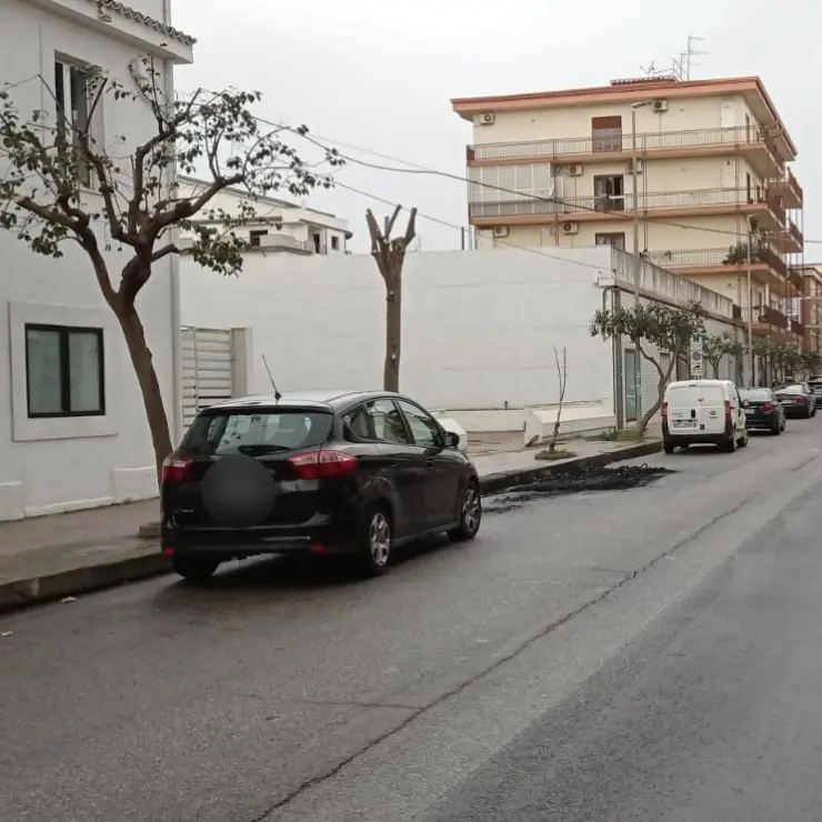 Corigliano Rossano, data alle fiamme l’auto di un giovane imprenditore