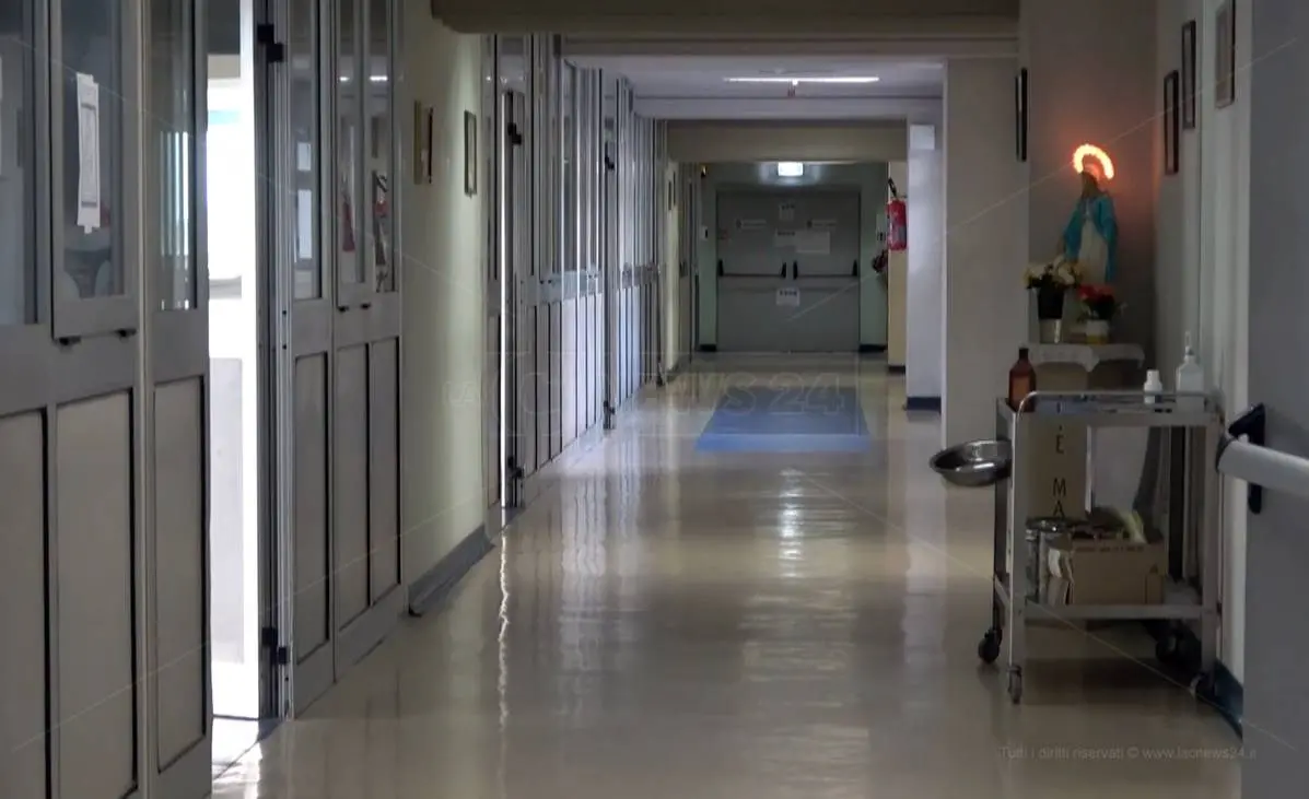 Lamezia, stop ai ricoveri nel reparto Covid: avanza l’ipotesi chiusura