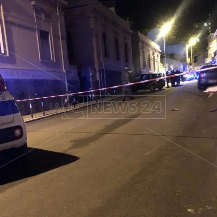 Incidente a Reggio Calabria, 37enne travolto e ucciso da un'auto