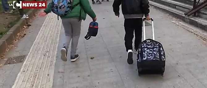 Gioia Tauro, in classe il 7 gennaio: «In sicurezza e con le necessarie precauzioni»