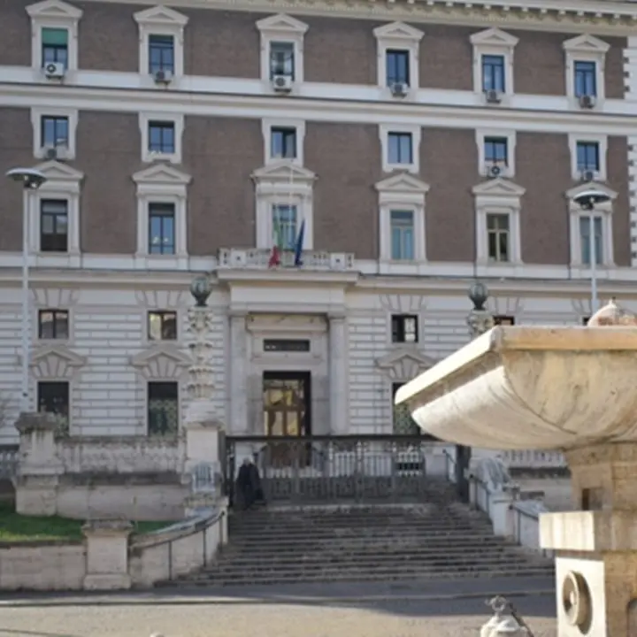 Covid, Viminale: su risorse Recovery e vaccini rischio infiltrazione mafiose