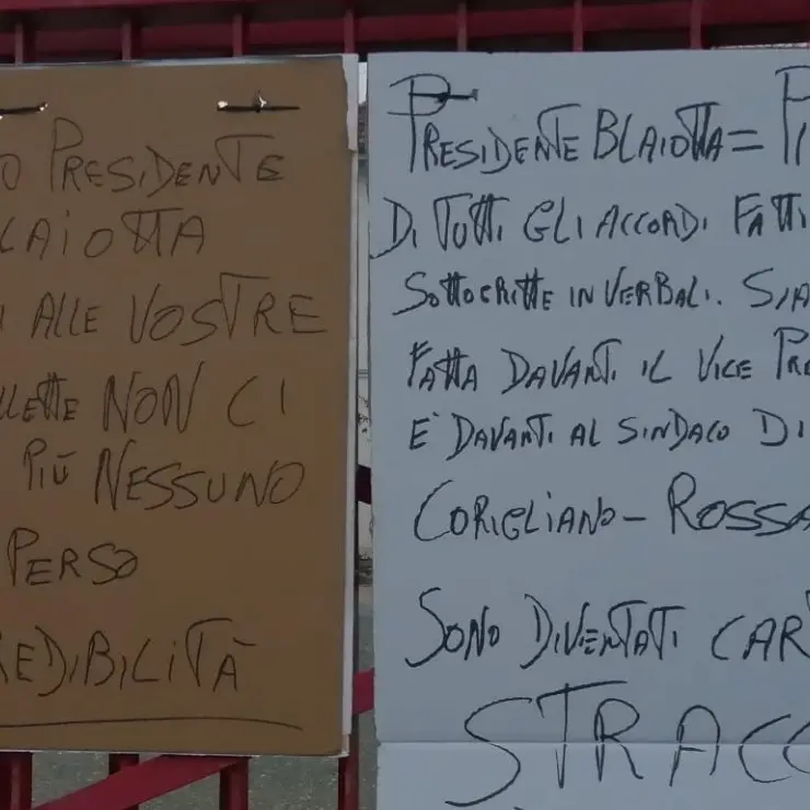 Trebisacce, senza stipendio da 5 mesi: protestano i lavoratori del Consorzio bonifica