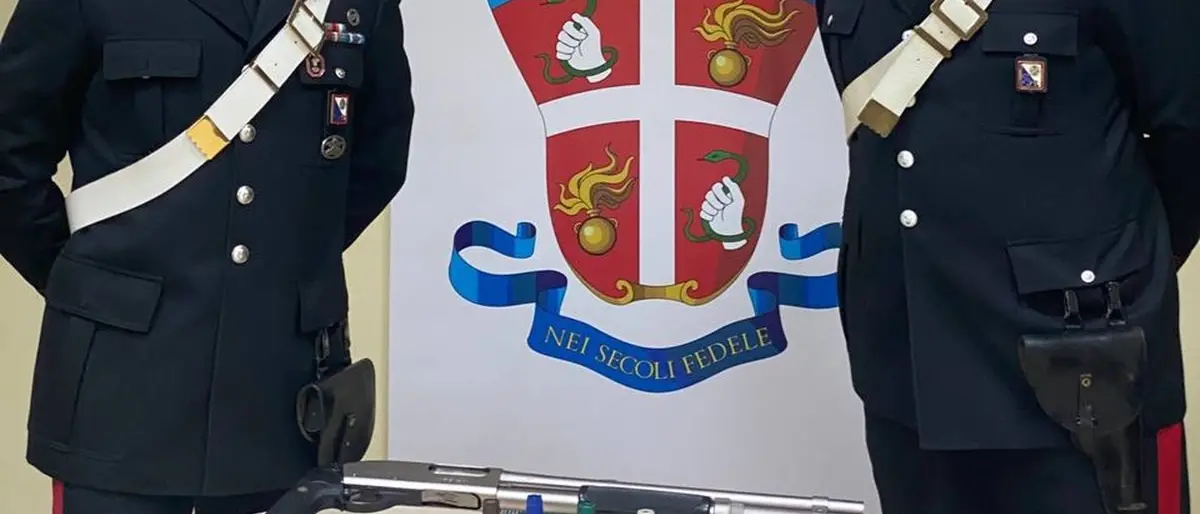 Rosarno, aveva un'arma clandestina in casa: arrestato ventenne