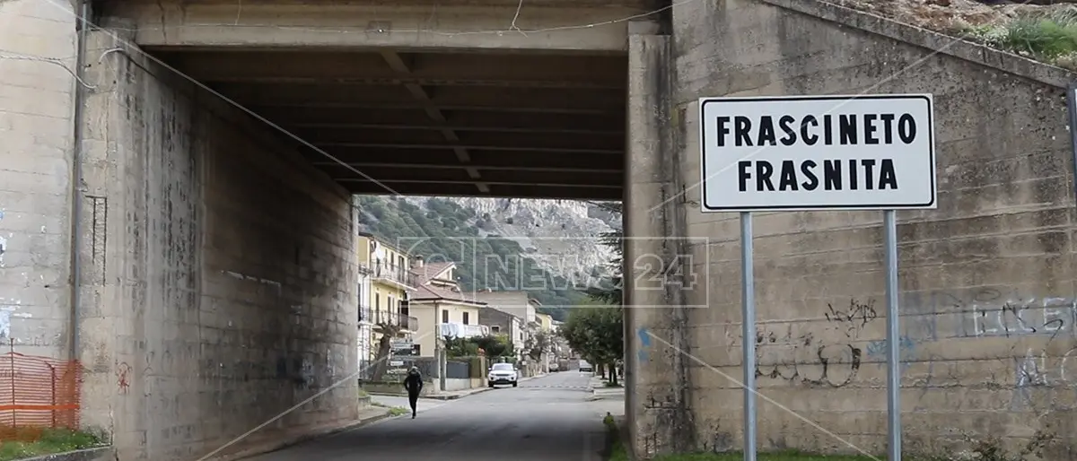 Frascineto, 31 casi in sei giorni: «Zona rossa decisione sofferta ma inevitabile»