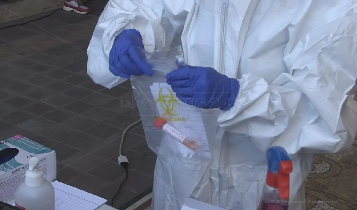 Coronavirus, 107 i nuovi contagi a Catanzaro, Crotone e Vibo Valentia