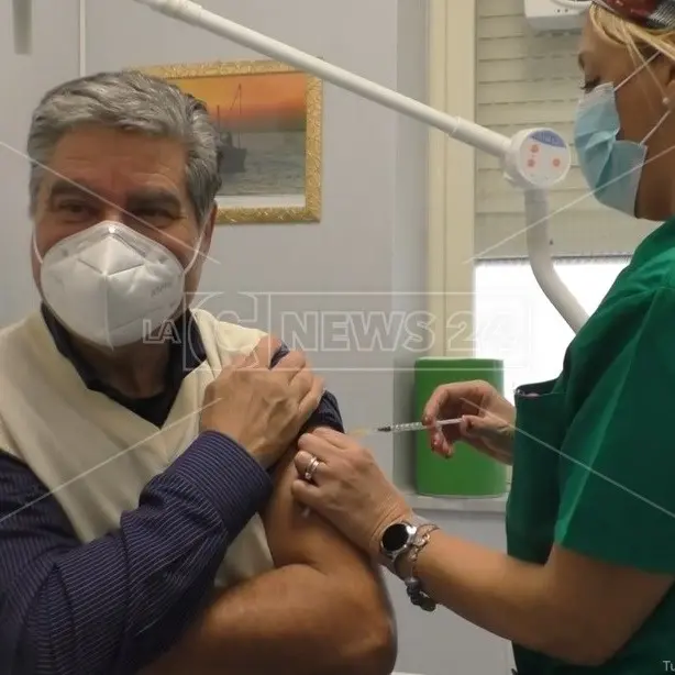 Covid-19, partita anche all'ospedale di Soverato la campagna di vaccinazione