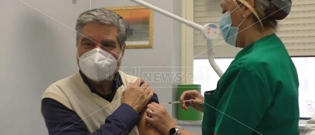 Covid-19, partita anche all'ospedale di Soverato la campagna di vaccinazione